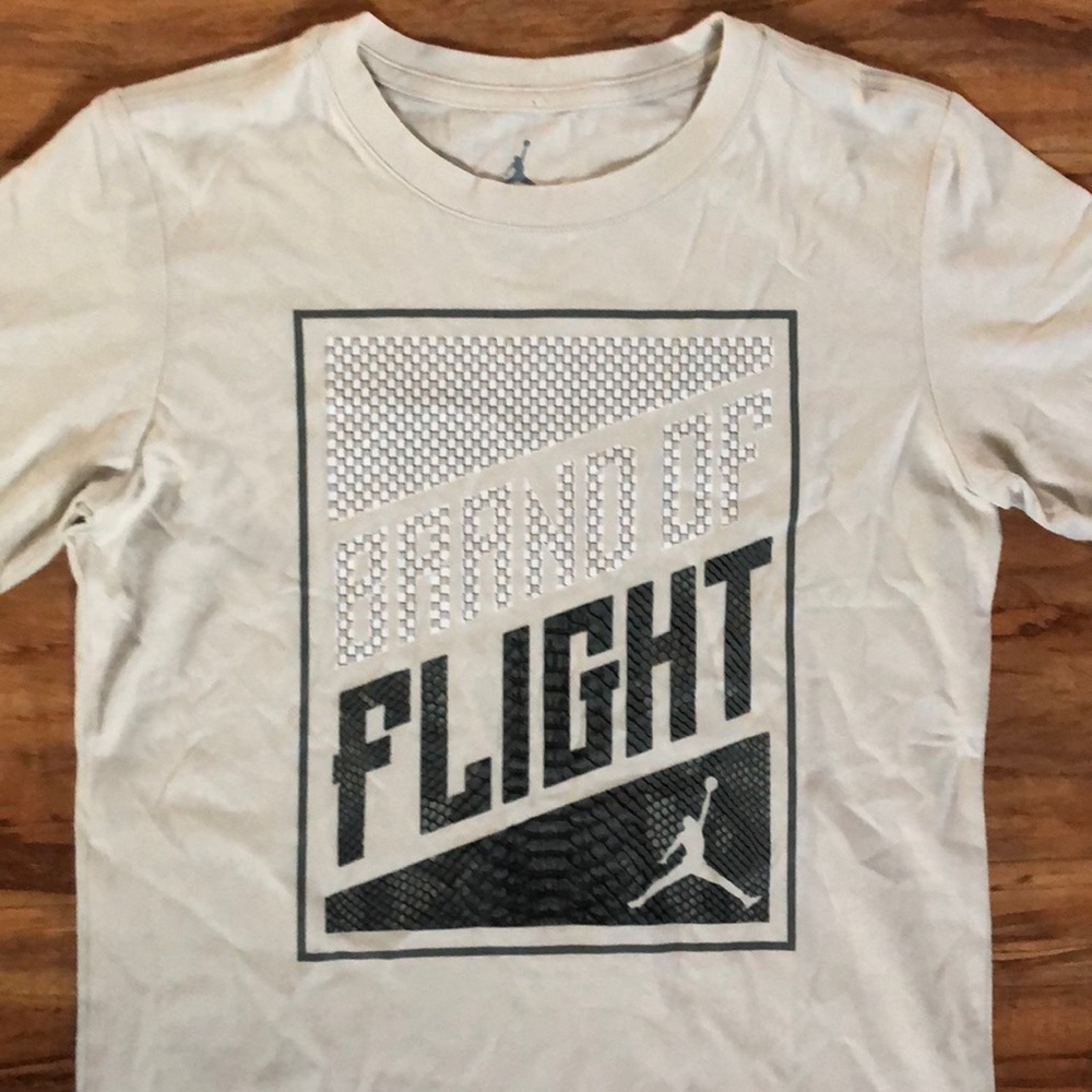 NWT Jordan Brand Of Flight T-Shirt Boys Large
